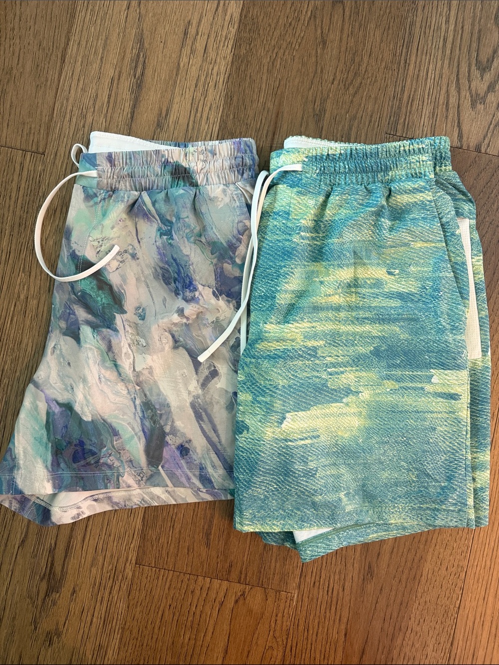 Men’s L Lululemon Athletic Shorts